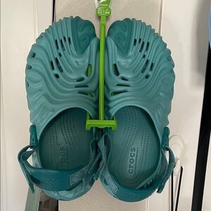 Selehe Brembury “Tide” Crocs NWOT SZ 9 men’s